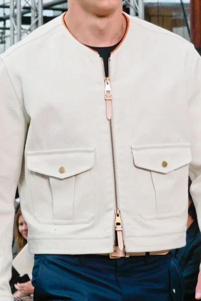 Look 9